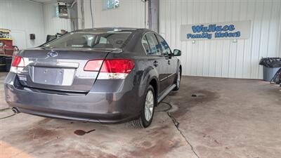 2011 Subaru Legacy 2.5i Premium   - Photo 4 - Butler, PA 16001