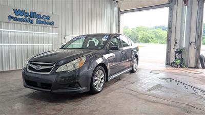 2011 Subaru Legacy 2.5i Premium   - Photo 2 - Butler, PA 16001