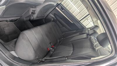 2011 Subaru Legacy 2.5i Premium   - Photo 13 - Butler, PA 16001