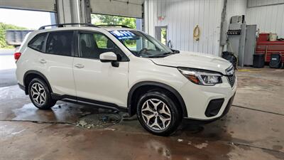 2019 Subaru Forester Premium   - Photo 5 - Butler, PA 16001