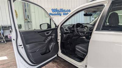 2019 Subaru Forester Premium   - Photo 10 - Butler, PA 16001
