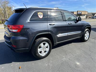 2013 Jeep Grand Cherokee Laredo   - Photo 5 - Butler, PA 16001