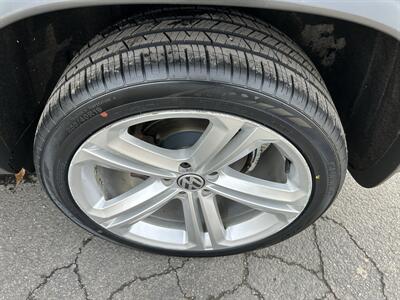 2014 Volkswagen Tiguan RLine 4Motion   - Photo 14 - Butler, PA 16001