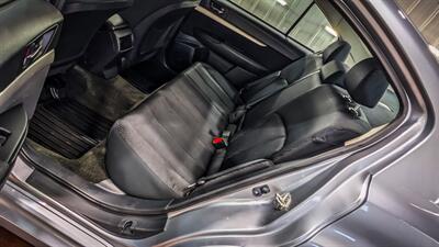 2012 Subaru Legacy 2.5i   - Photo 12 - Butler, PA 16001