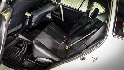 2018 Toyota RAV4 LE   - Photo 13 - Butler, PA 16001