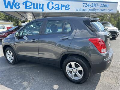 2016 Chevrolet Trax LS   - Photo 3 - Butler, PA 16001