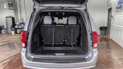 2015 Dodge Grand Caravan R/T   - Photo 18 - Butler, PA 16001