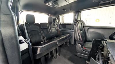 2015 Dodge Grand Caravan R/T   - Photo 16 - Butler, PA 16001