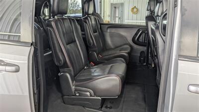 2015 Dodge Grand Caravan R/T   - Photo 17 - Butler, PA 16001
