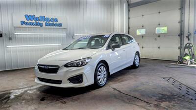 2017 Subaru Impreza 2.0i   - Photo 2 - Butler, PA 16001