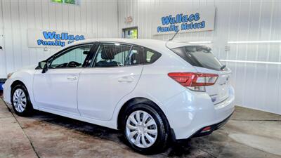 2017 Subaru Impreza 2.0i   - Photo 3 - Butler, PA 16001