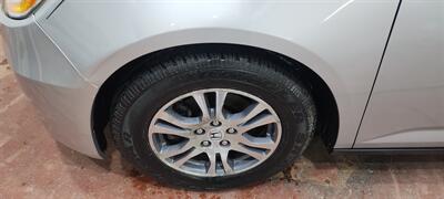 2011 Honda Odyssey EX-L   - Photo 8 - Butler, PA 16001