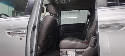 2011 Honda Odyssey EX-L   - Photo 12 - Butler, PA 16001