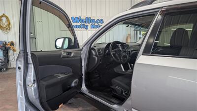 2012 Subaru Forester 2.5X   - Photo 10 - Butler, PA 16001