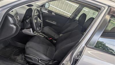2012 Subaru Forester 2.5X   - Photo 11 - Butler, PA 16001