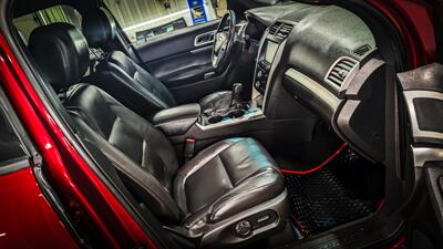 2015 Ford Explorer XLT   - Photo 16 - Butler, PA 16001