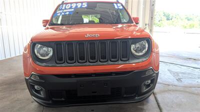 2015 Jeep Renegade Latitude   - Photo 7 - Butler, PA 16001