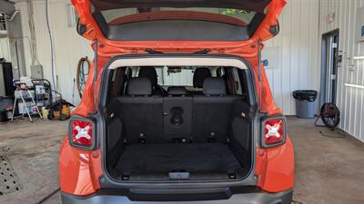 2015 Jeep Renegade Latitude   - Photo 18 - Butler, PA 16001