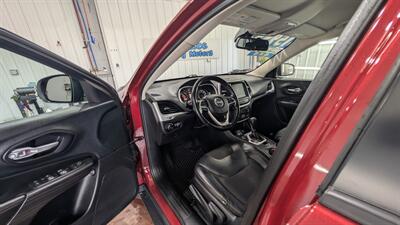 2016 Jeep Cherokee Trailhawk   - Photo 20 - Butler, PA 16001