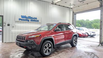 2016 Jeep Cherokee Trailhawk   - Photo 2 - Butler, PA 16001