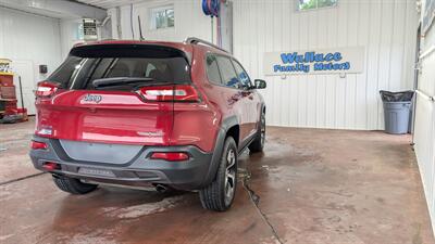 2016 Jeep Cherokee Trailhawk   - Photo 4 - Butler, PA 16001