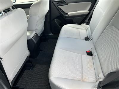 2014 Subaru Forester 2.5i   - Photo 11 - Butler, PA 16001