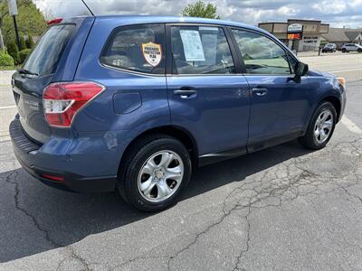 2014 Subaru Forester 2.5i   - Photo 5 - Butler, PA 16001