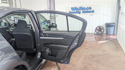 2014 Subaru Legacy 2.5i   - Photo 16 - Butler, PA 16001