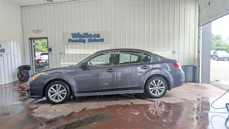2014 Subaru Legacy 2.5i   - Photo 1 - Butler, PA 16001
