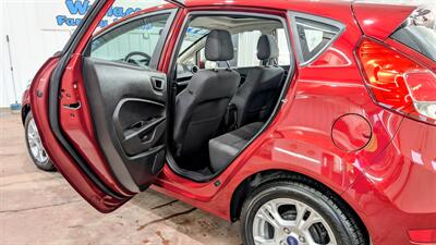 2016 Ford Fiesta SE   - Photo 12 - Butler, PA 16001