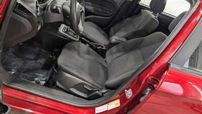 2016 Ford Fiesta SE   - Photo 11 - Butler, PA 16001