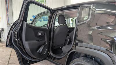 2020 Jeep Renegade Sport   - Photo 12 - Butler, PA 16001
