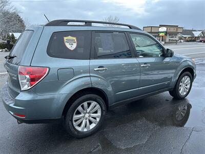 2011 Subaru Forester 2.5X Premium   - Photo 5 - Butler, PA 16001