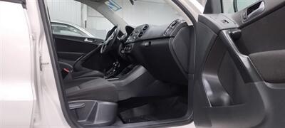 2012 Volkswagen Tiguan S 4Motion   - Photo 14 - Butler, PA 16001