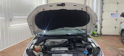2012 Volkswagen Tiguan S 4Motion   - Photo 9 - Butler, PA 16001