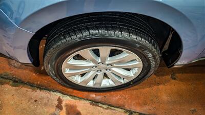 2011 Subaru Forester 2.5X Premium   - Photo 8 - Butler, PA 16001