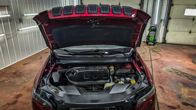 2019 Jeep Cherokee Altitude   - Photo 9 - Butler, PA 16001