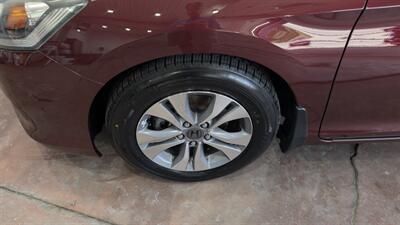 2014 Honda Accord LX   - Photo 8 - Butler, PA 16001