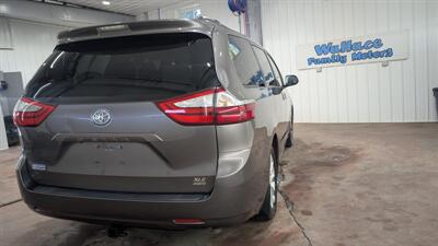 2016 Toyota Sienna XLE 7-Passenger   - Photo 4 - Butler, PA 16001