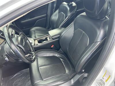 2016 Chrysler 200 C  AWD - Photo 8 - Butler, PA 16001
