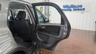 2011 Suzuki SX4 Crossover   - Photo 16 - Butler, PA 16001