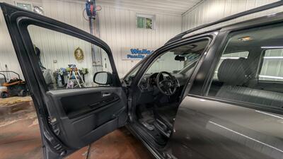 2011 Suzuki SX4 Crossover   - Photo 20 - Butler, PA 16001