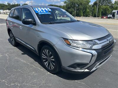 2020 Mitsubishi Outlander ES   - Photo 6 - Butler, PA 16001