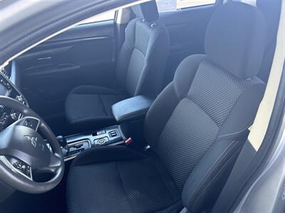 2020 Mitsubishi Outlander ES   - Photo 11 - Butler, PA 16001