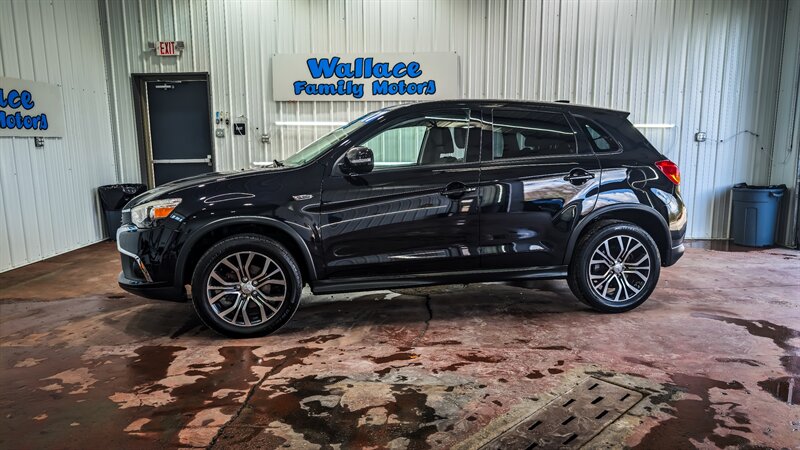 2017 Mitsubishi Outlander Sport ES   - Photo 1 - Butler, PA 16001