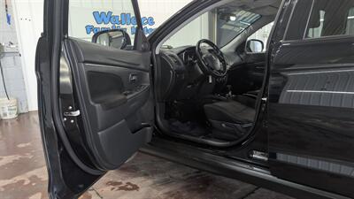 2017 Mitsubishi Outlander Sport ES   - Photo 10 - Butler, PA 16001