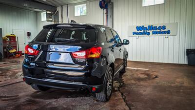 2017 Mitsubishi Outlander Sport ES   - Photo 4 - Butler, PA 16001