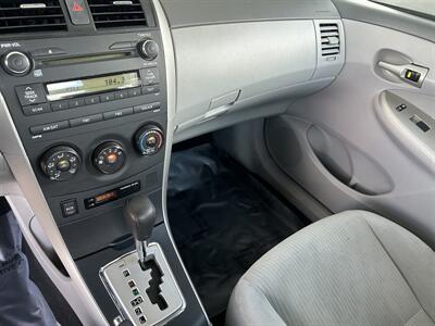 2010 Toyota Corolla LE   - Photo 10 - Butler, PA 16001