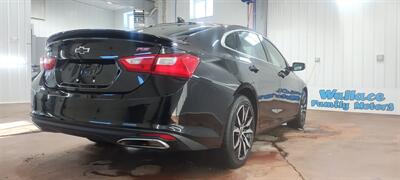 2020 Chevrolet Malibu RS   - Photo 4 - Butler, PA 16001