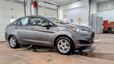 2014 Ford Fiesta SE   - Photo 6 - Butler, PA 16001
